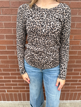 Load image into Gallery viewer, Splendid Leo Forever Henley
