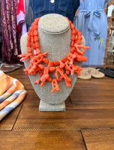 Load image into Gallery viewer, Coral Cove Necklace
