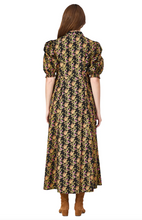 Load image into Gallery viewer, Livro Berrywood Scroll Rosie Shirtdress

