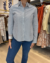Load image into Gallery viewer, Dizzy Lizzie Shop Window Chesapeake Top
