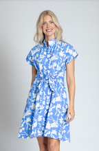 Load image into Gallery viewer, APNY Floral Short Sleeve Shirt Dress
