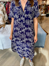 Load image into Gallery viewer, La Mer Luxe Drawn Palm Hailey Midi
