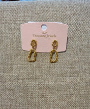 Load image into Gallery viewer, Italian Muse Earring
