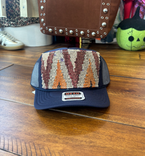 Load image into Gallery viewer, Orijinal Navy Fall Trucker Hat
