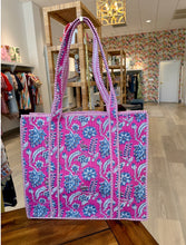 Load image into Gallery viewer, Quilted Large Tote Bag
