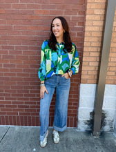 Load image into Gallery viewer, Tribal Fieldgreen Dolman Sleeve Blouse
