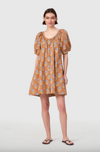Load image into Gallery viewer, Livro Maple Sprigs Day Dress
