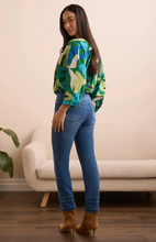 Load image into Gallery viewer, Tribal Audrey Straight Crop Embroidered Jean
