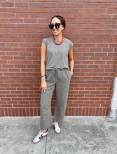 Load image into Gallery viewer, Z Supply Kit Twill Carpenter Pant
