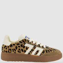 Load image into Gallery viewer, Back 70 Leopard Boston Sneaker

