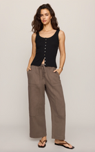 Load image into Gallery viewer, Z Supply Kit Twill Carpenter Pant
