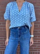 Load image into Gallery viewer, Dear John Tulip Crest Costa
