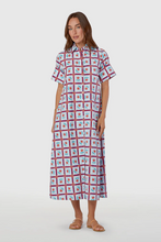 Load image into Gallery viewer, Livro Mayflower Gibbons Dress
