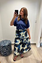 Load image into Gallery viewer, Maude Indigo Lilies Ada Skirt
