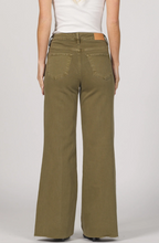 Load image into Gallery viewer, Dear John Olive Fiona
