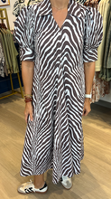 Load image into Gallery viewer, Dizzy Lizzie Tiger Montauk Dress
