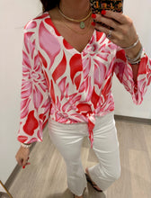 Load image into Gallery viewer, La Mer Luxe Pink Blossom Hope Top

