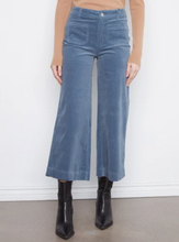 Load image into Gallery viewer, Charlie B Storm Cropped Corduroy Pant
