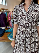 Load image into Gallery viewer, La Mer Luxe Chocolate Croatia Paulina Midi
