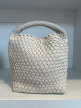 Load image into Gallery viewer, Ultra Medium Woven Bag
