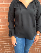 Load image into Gallery viewer, La Mer Luxe Long Sleeve Christy Top
